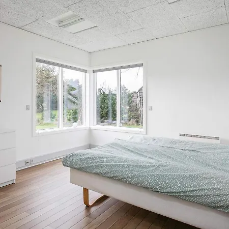 10 Person Holiday In Bl Vand Hébergement de vacances