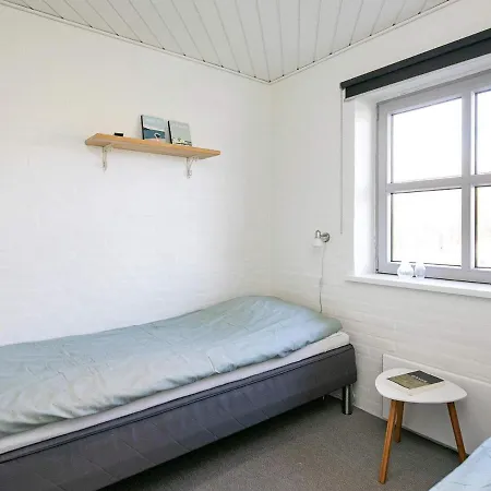 10 Person Holiday In Bl Vand Hébergement de vacances Blåvand