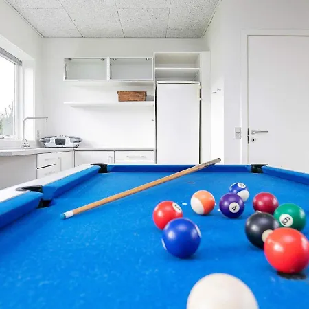 10 Person Holiday In Bl Vand Hébergement de vacances